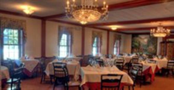 Inn The Robert Morris